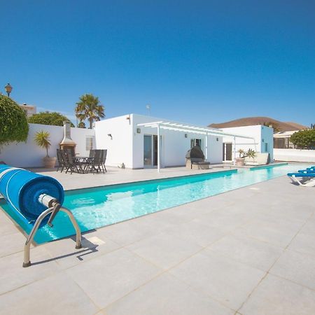 Willa Casa Conil With A Private 25 Meter Heated Pool Zewnętrze zdjęcie