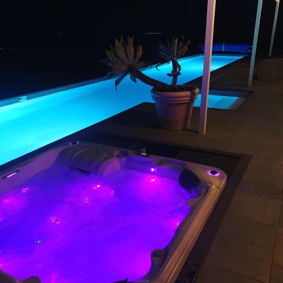 Willa Casa Conil With A Private 25 Meter Heated Pool Zewnętrze zdjęcie